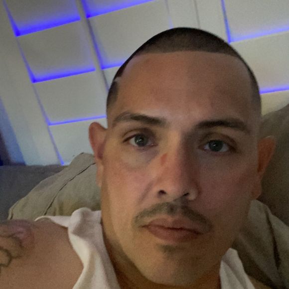 Meet your Posher, David - Picture 1 of 1